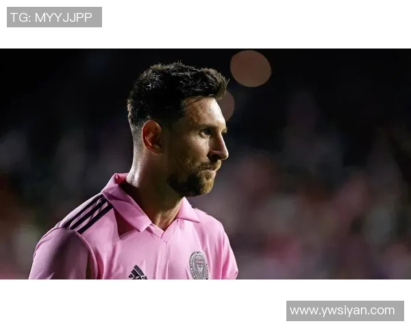 现役全球二号足球球星是谁 他在赛场上的表现和影响力解析 现役全球二号足球球星是谁 他在赛场上的表现和影响力解析