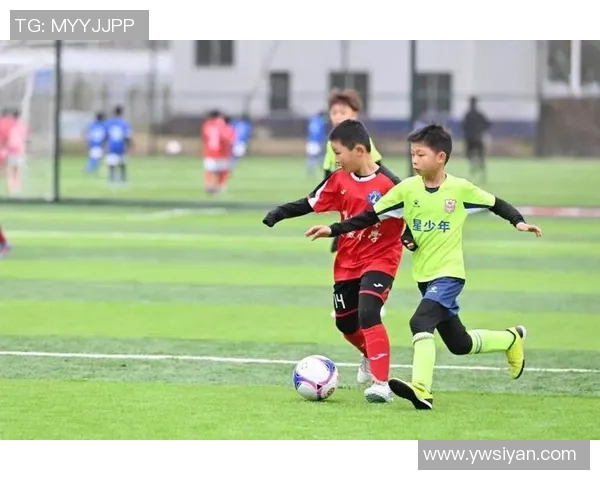 球星7足球燃情对决展现竞技精神点燃绿茵梦想