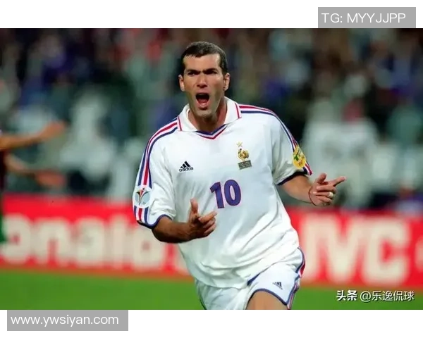 球服11号背后那些足球传奇人物与他们的精彩时刻