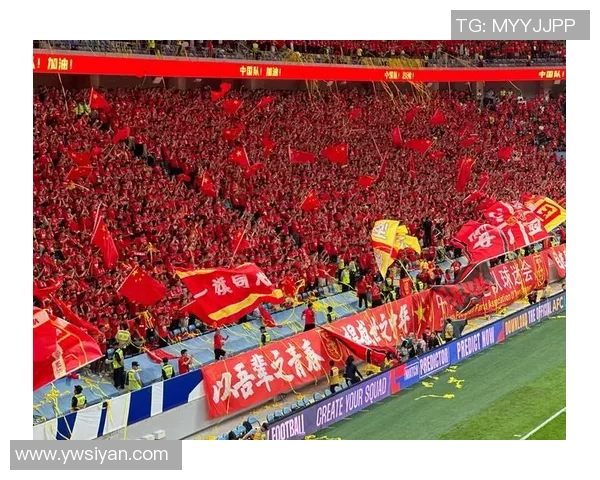 足球明星亲临演唱会现场感受音乐魅力与球场激情的完美融合