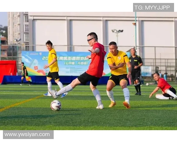 香港贺岁杯足球赛球星争锋 激烈对抗呈现顶级足球盛宴